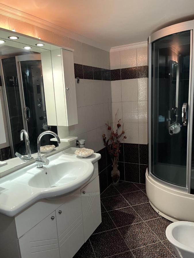 Biraci Residence Ksamil Bagian luar foto